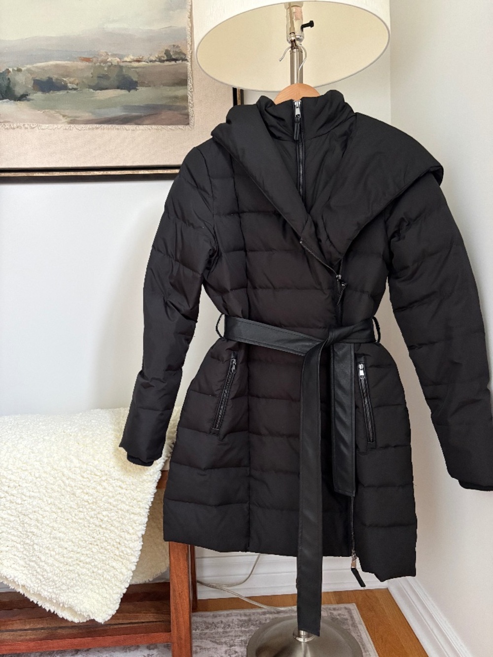 Winter puffer coat with belt